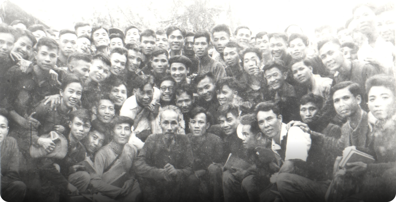 Học Viện An ninh nhân dân vinh dự được  08 lần Bác Hồ về thăm và làm việc